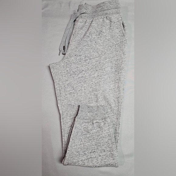 Old Navy Pants - Old Navy Women's Fleece Joggers Cookie and Cream Size Medium